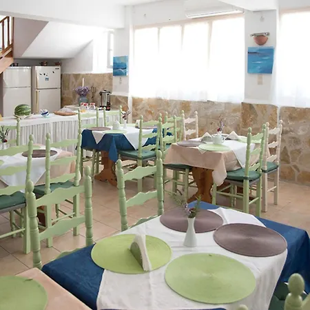 Otel Paros 3*